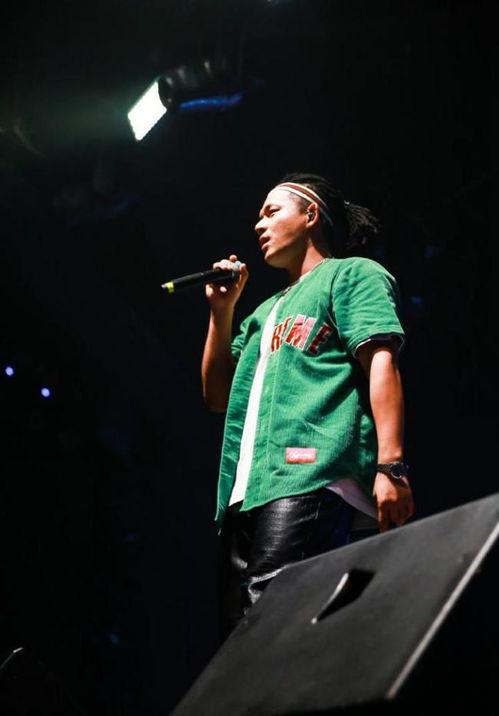 黄旭踢馆爆料视频播放,揭秘娱乐圈幕后真相  第2张